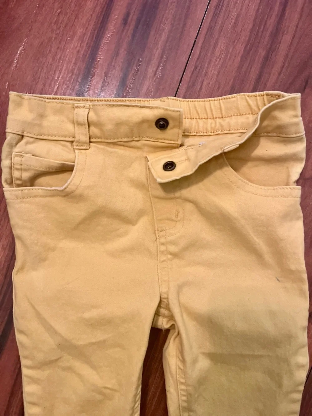 Garanimals Mustard Yellow Kids Stretch Twill Pants 24 months
3/$18 or 4/$20 - Picture 4 of 7